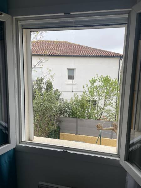 Moustiquaire enroulable verticale sur Calvisson