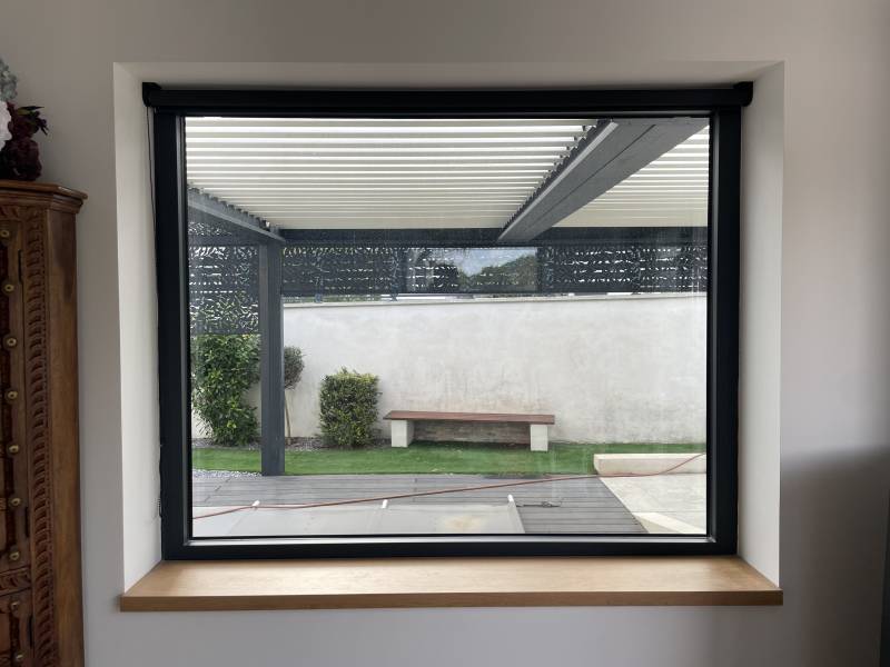 Store rouleau intérieur sur mesure gris anthracite