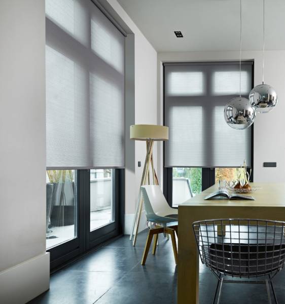 Stores enrouleurs d’intérieur sur mesure Nîmes