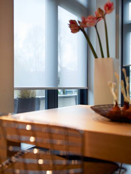 Stores enrouleurs d’intérieur sur mesure Nîmes