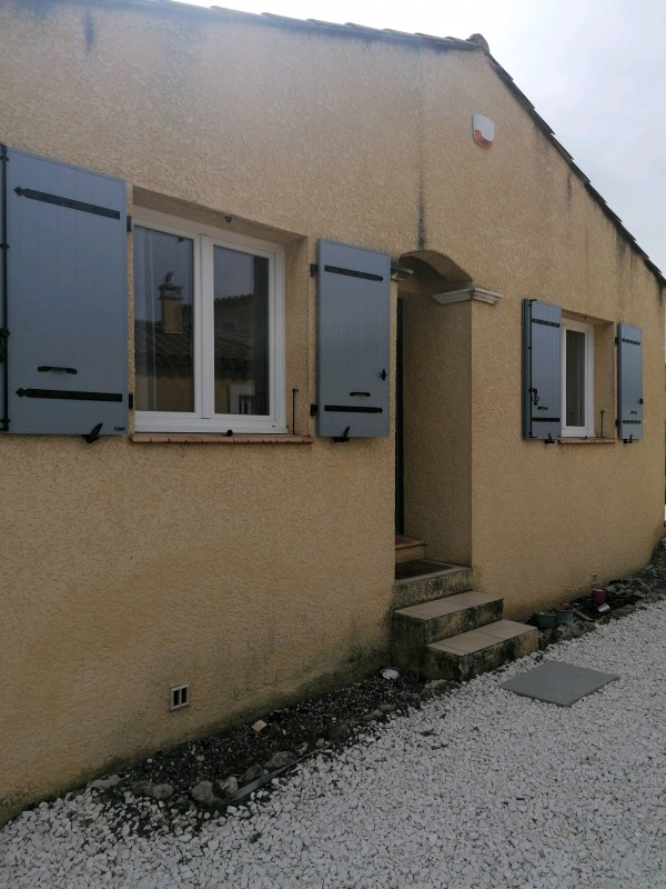 Volets battants 2 vantaux pour fenêtres en aluminium